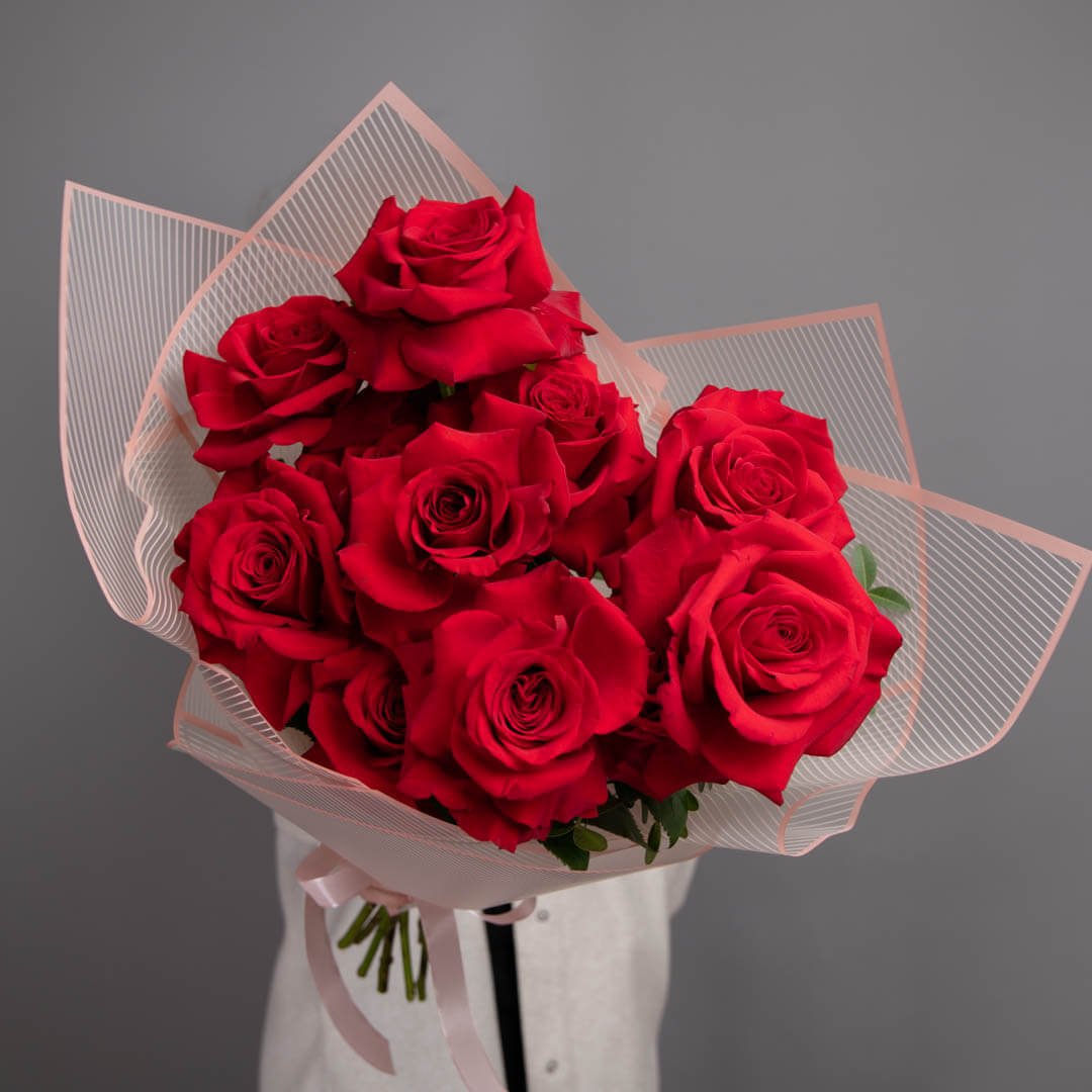 Bouquet with 11 special red roses
