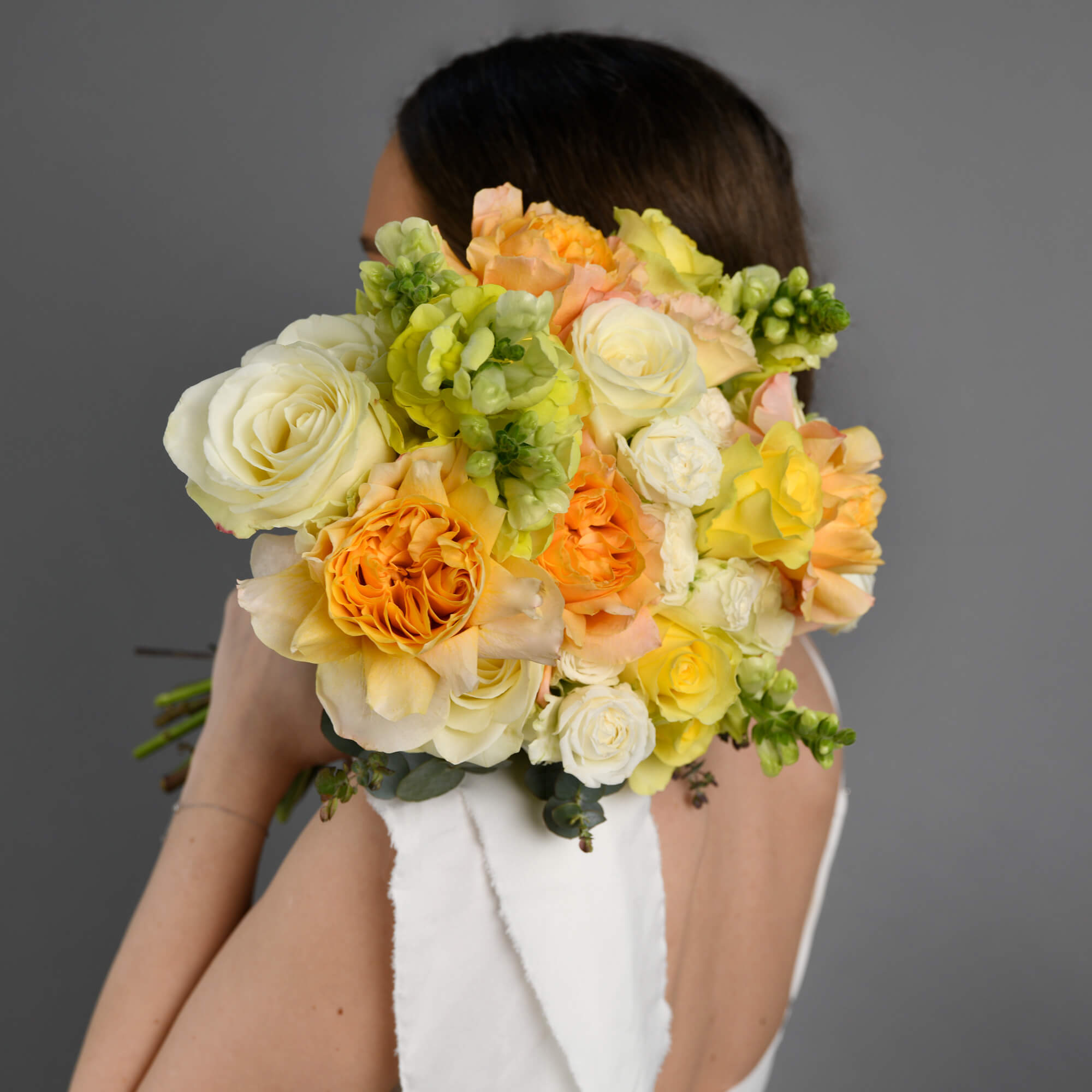 Buchet de mireasa cu trandafiri galbeni si albi, 7, Californiaflowers.ro