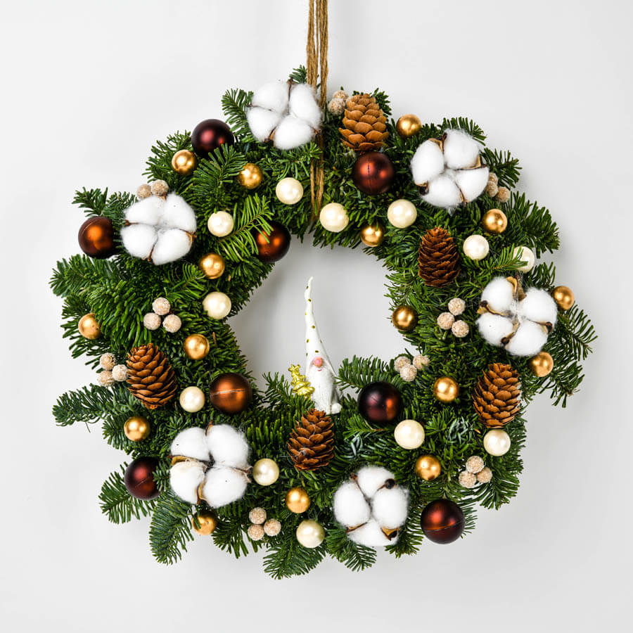 Christmas wreath with cotton
