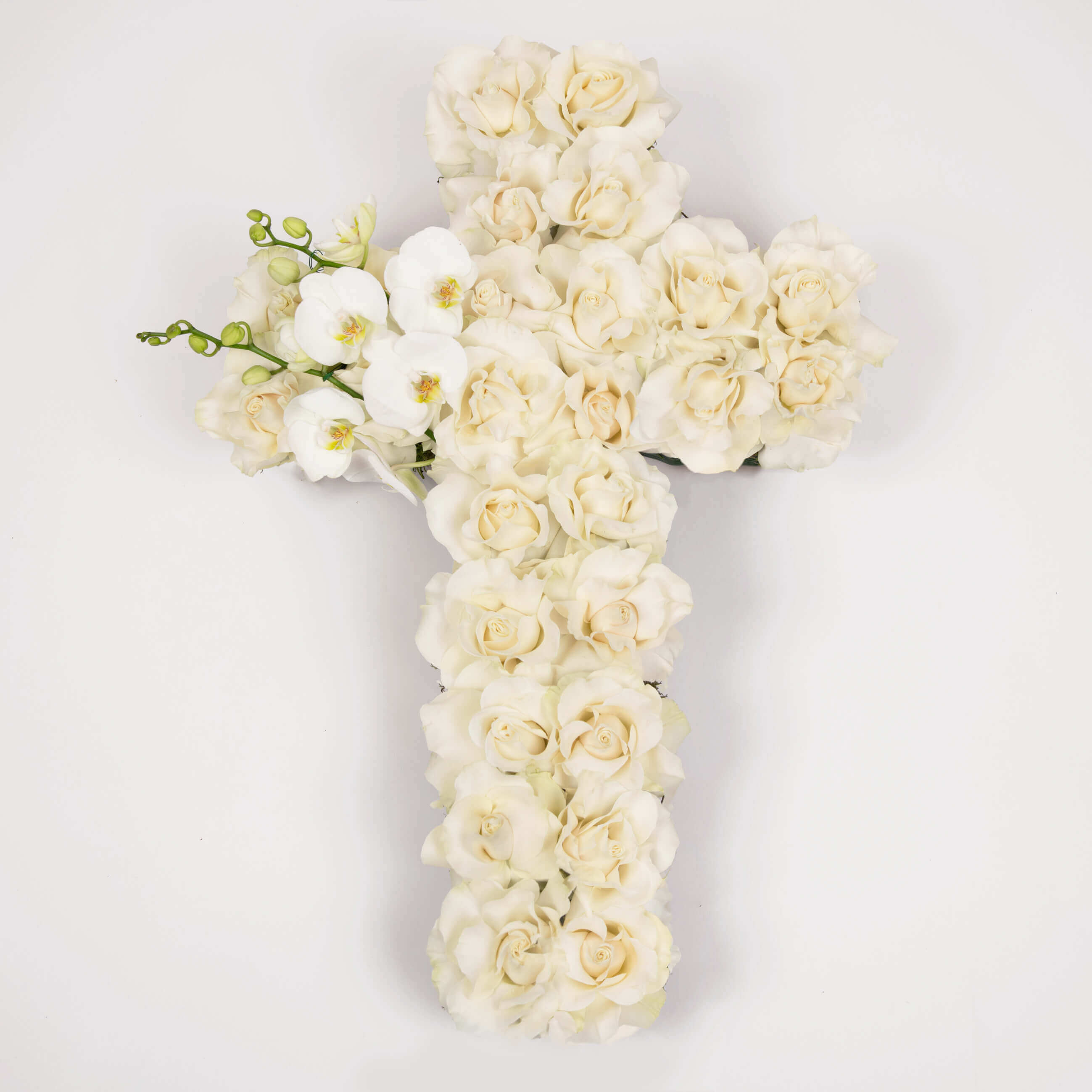 Aranjament floral funerar cruce cu trandafiri albi si phalaenopsis, 1