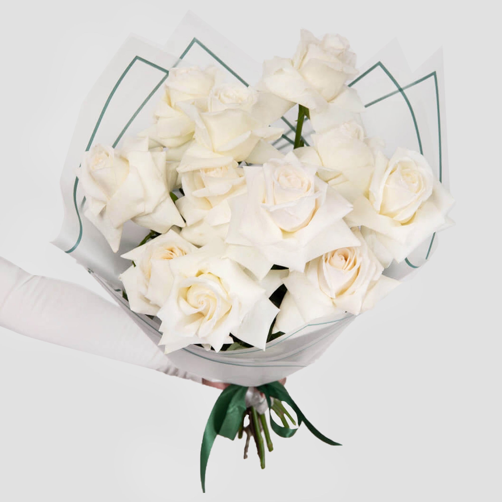 Buchet cu 11 trandafiri speciali albi