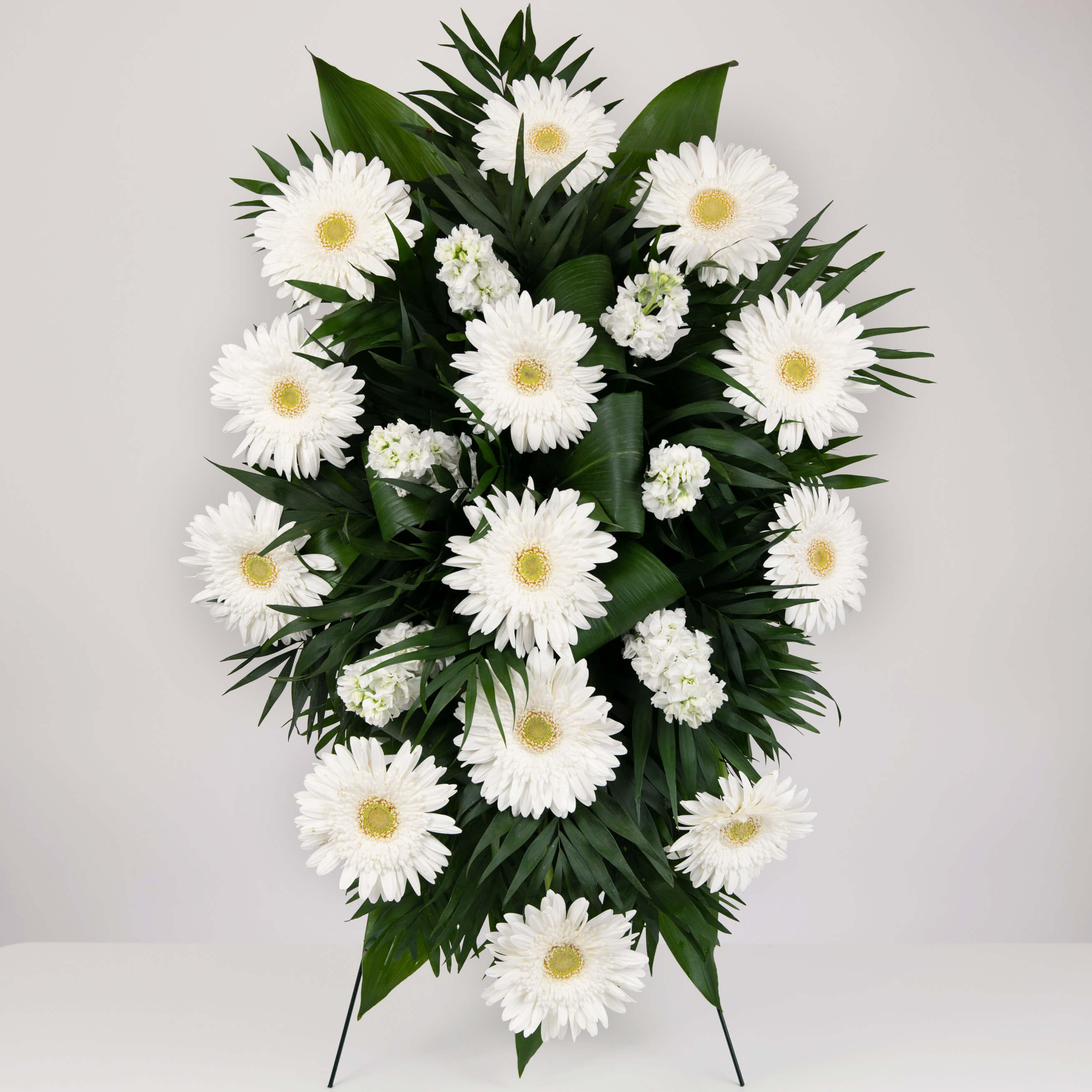 Aranjament floral funerar cu gerbera si matthiola, 1