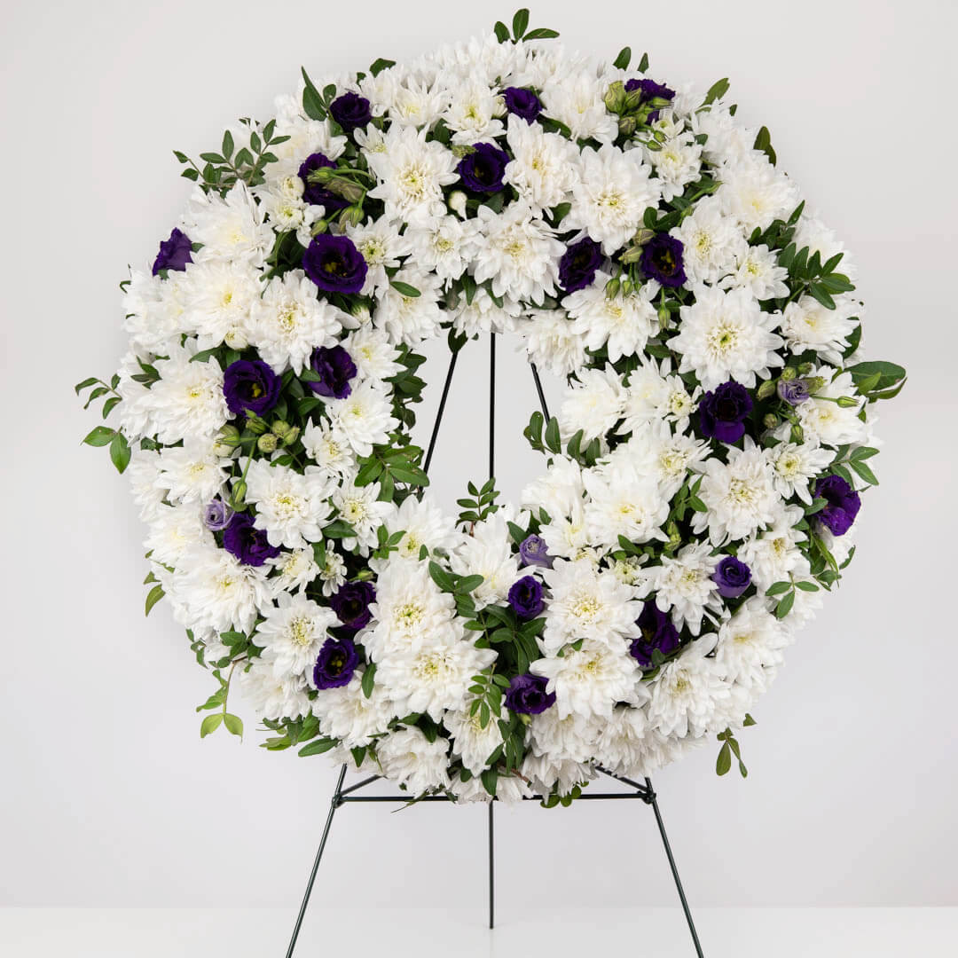 Funeral wreath with lisianthus and chrysanthemums