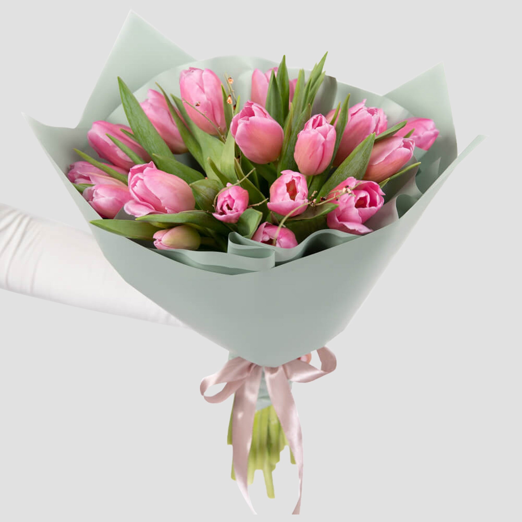 Bouquet of 21 pink tulips